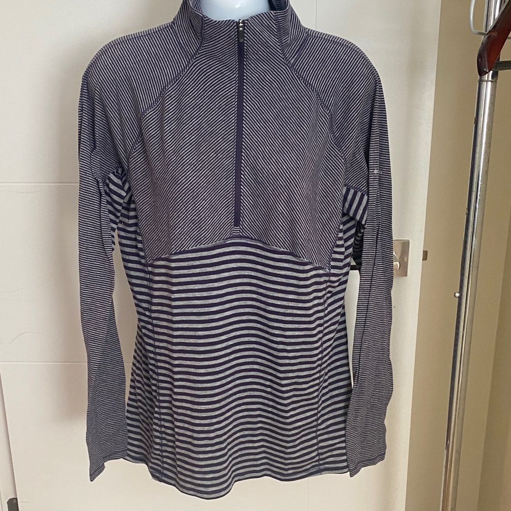 Women's Long Sleeve Striped Top - Black and White